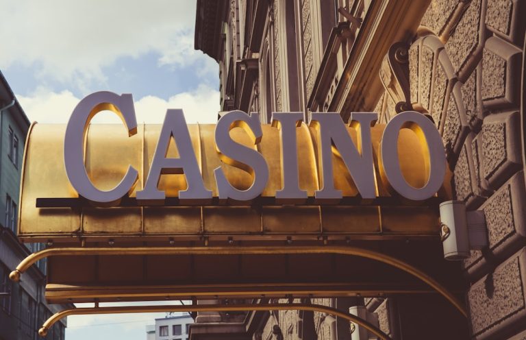 Discover the Exciting World of Free Social Casino Games